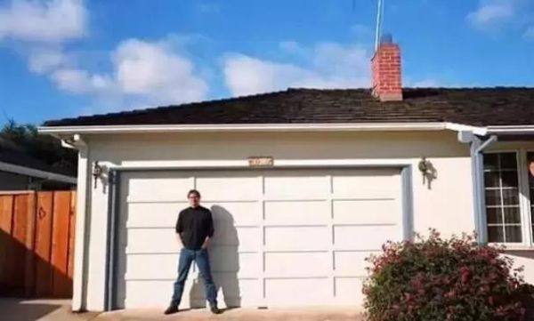 那些頂級(jí)巨頭創(chuàng)業(yè)初期的苦逼樣，谷歌、蘋(píng)果、阿里、騰訊、華為...